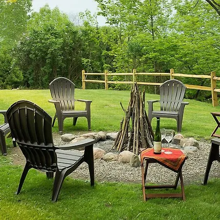 Moonshadow B&B-3